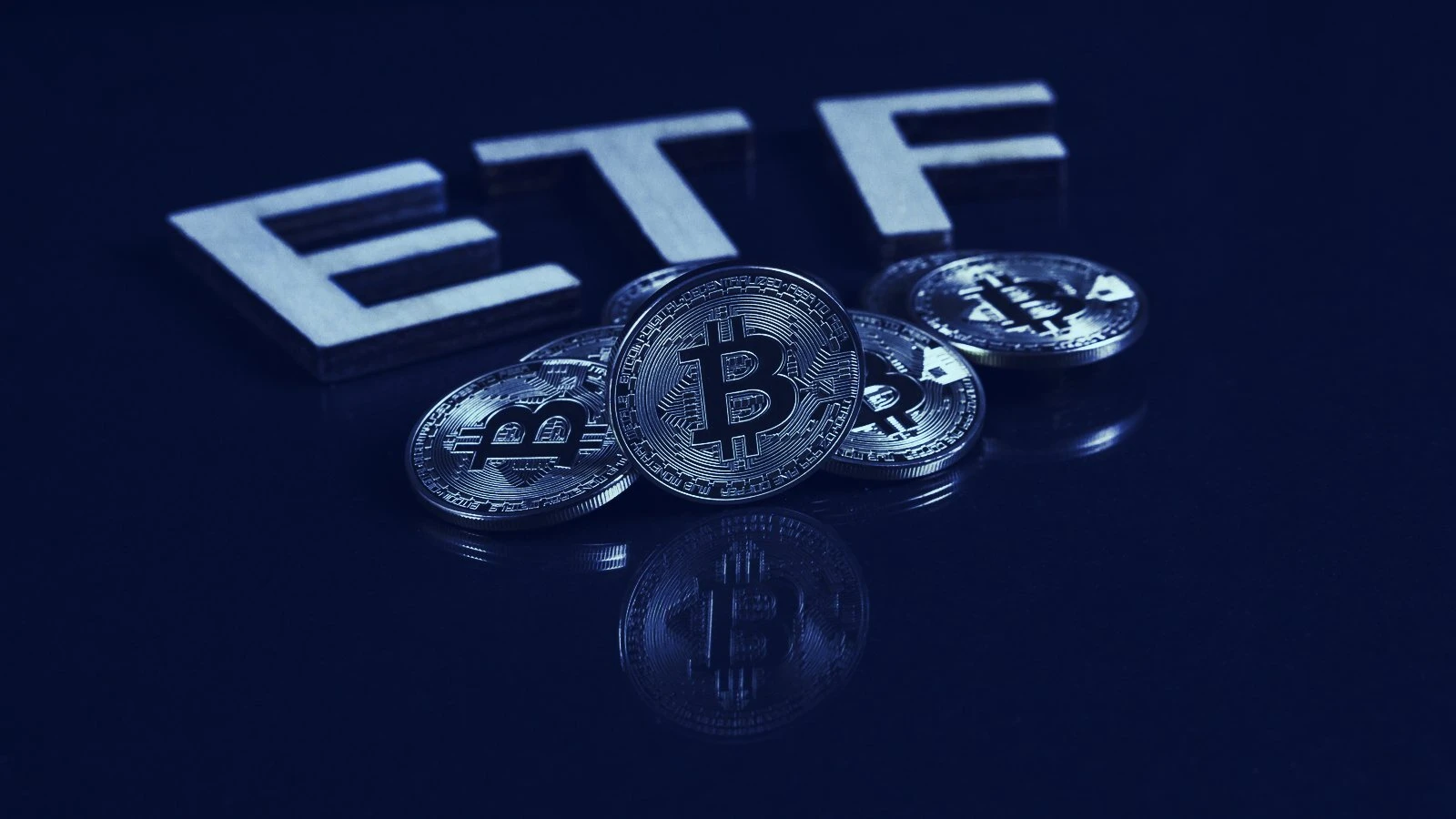 比特币 ETF：传统金融与加密世界融合的全球试验场