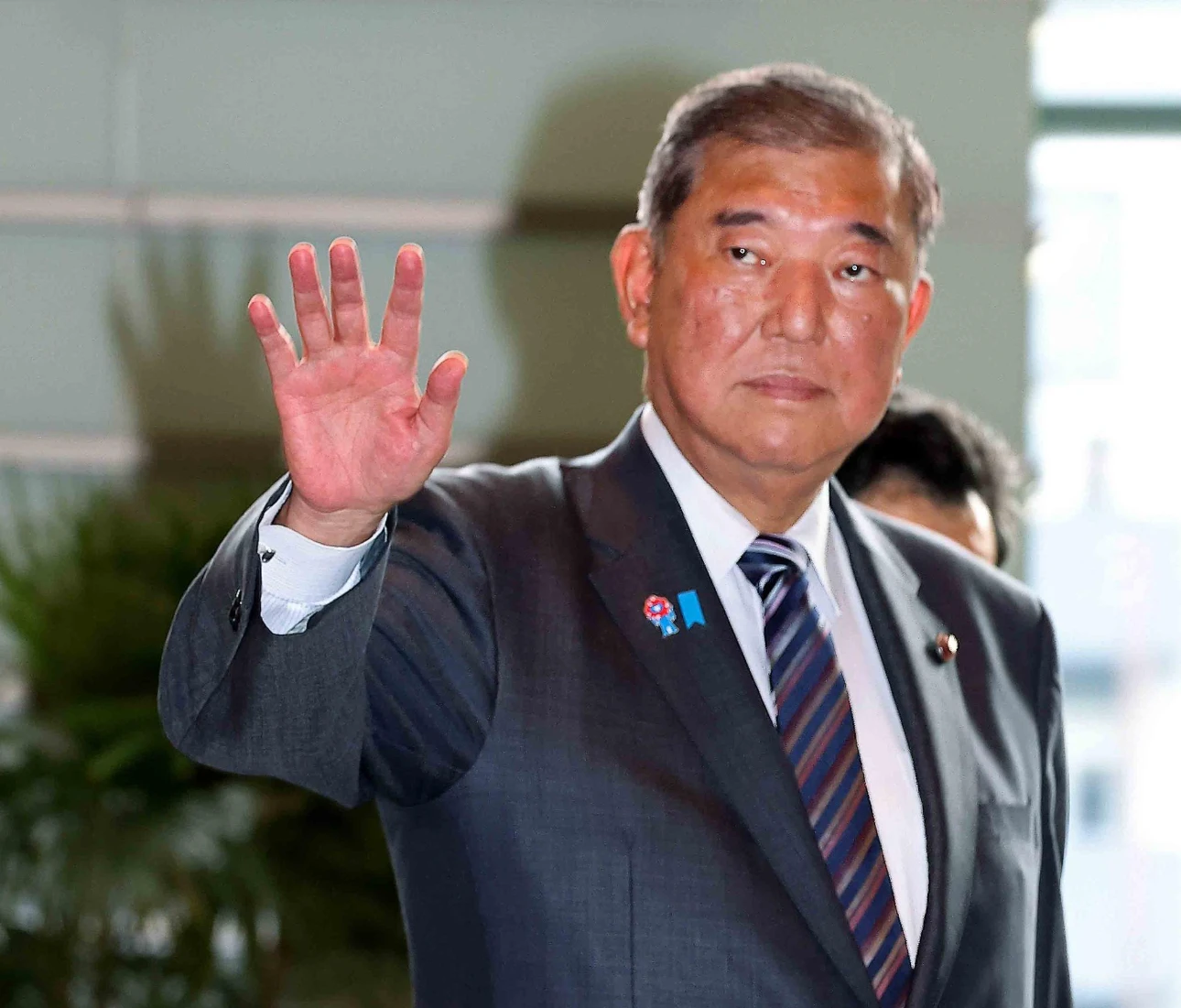 石破茂卸任引发日本政经变局，新首相面临多重挑战